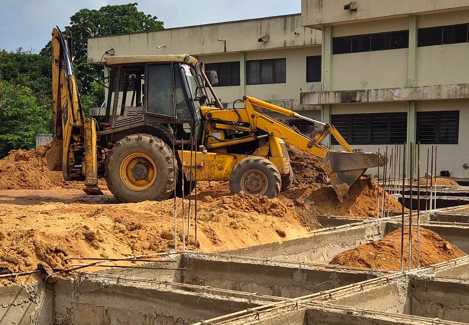 Construction of Hospital for OLA Sisters at Cape coast - Foundation detail 03