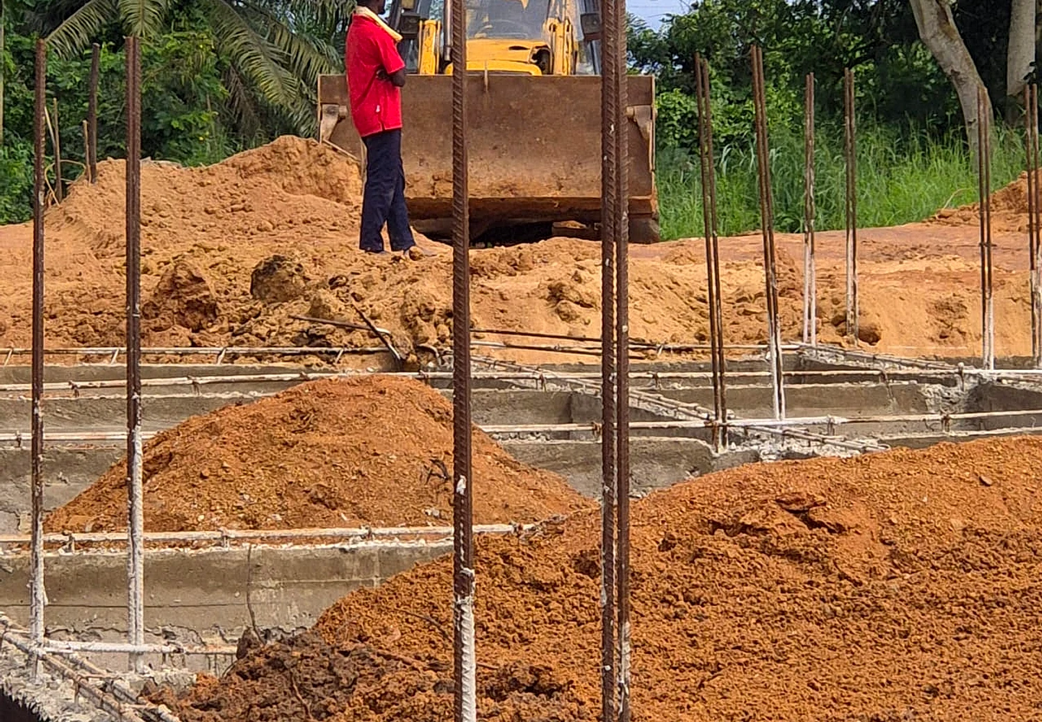 Construction of Hospital for OLA Sisters at Cape coast - Ground and concrete works 05