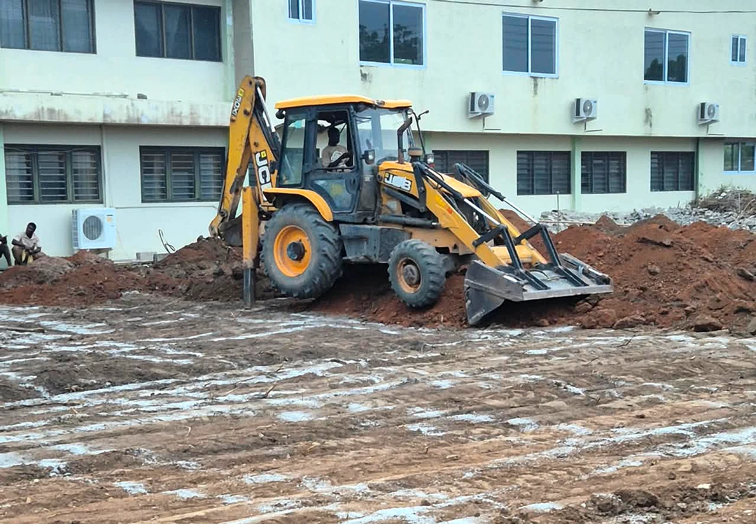 Construction of Hospital for OLA Sisters at Cape coast - Finishing and completion view 12