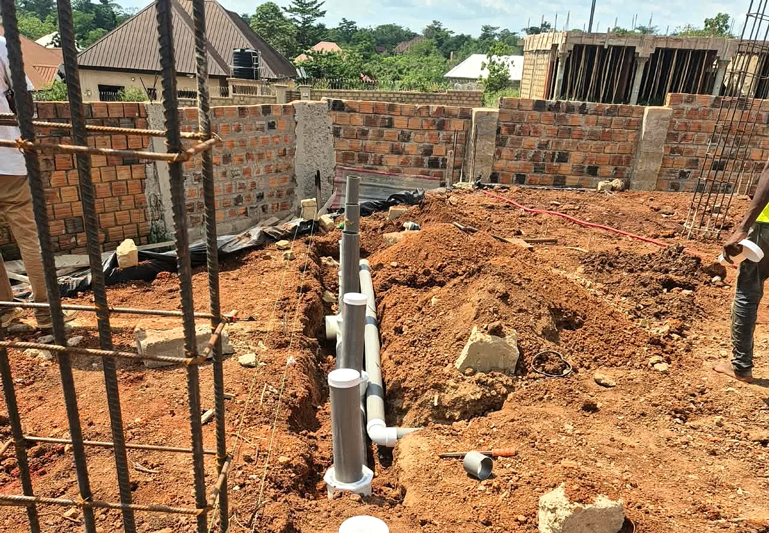 SSPS Holy Trinity School at Sunyani For SSPS Catholic Sisters - Roofing and shell detail 11