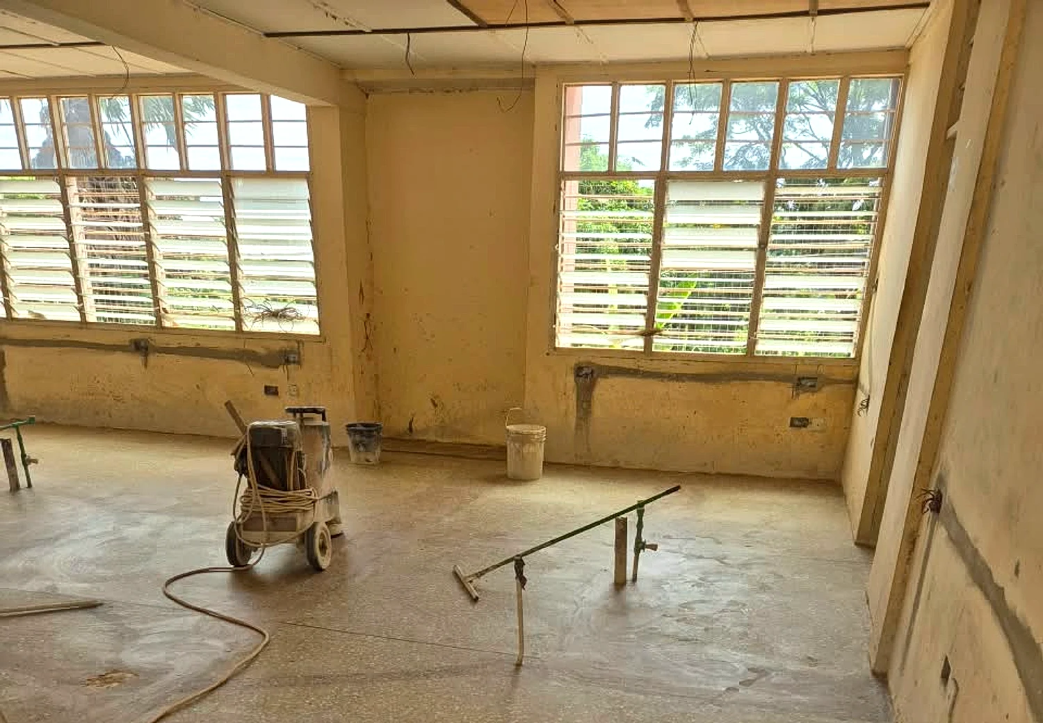 Renovation of Science blocks into pharmaceutical laboratories for pharmacy department at Sunyani Technical University- Sunyani - Structure progress 08