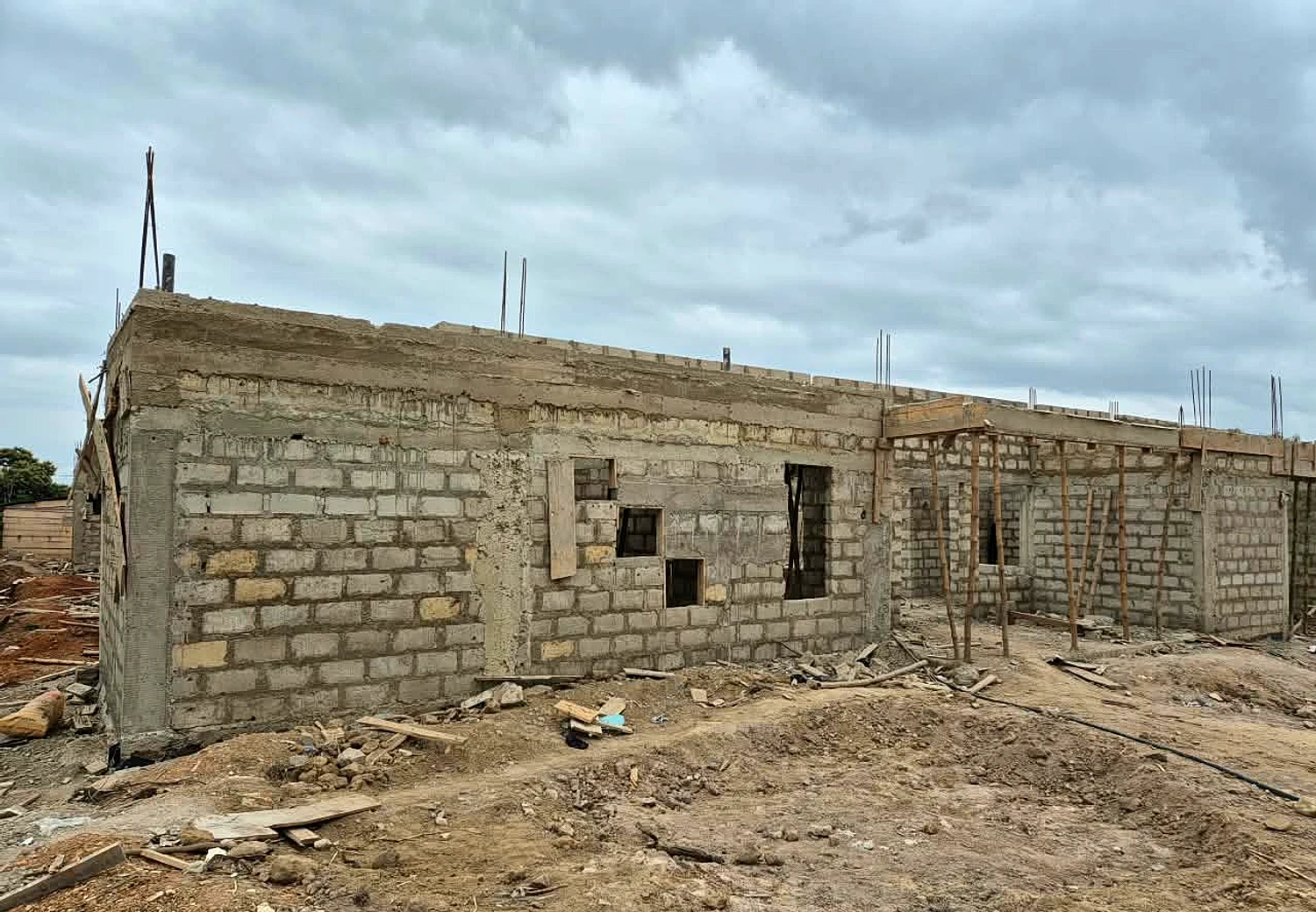 Construction of 9unit classroom blocks as creche for UENR BASIC SCHOOL at Sunyani - Roofing and shell detail 11