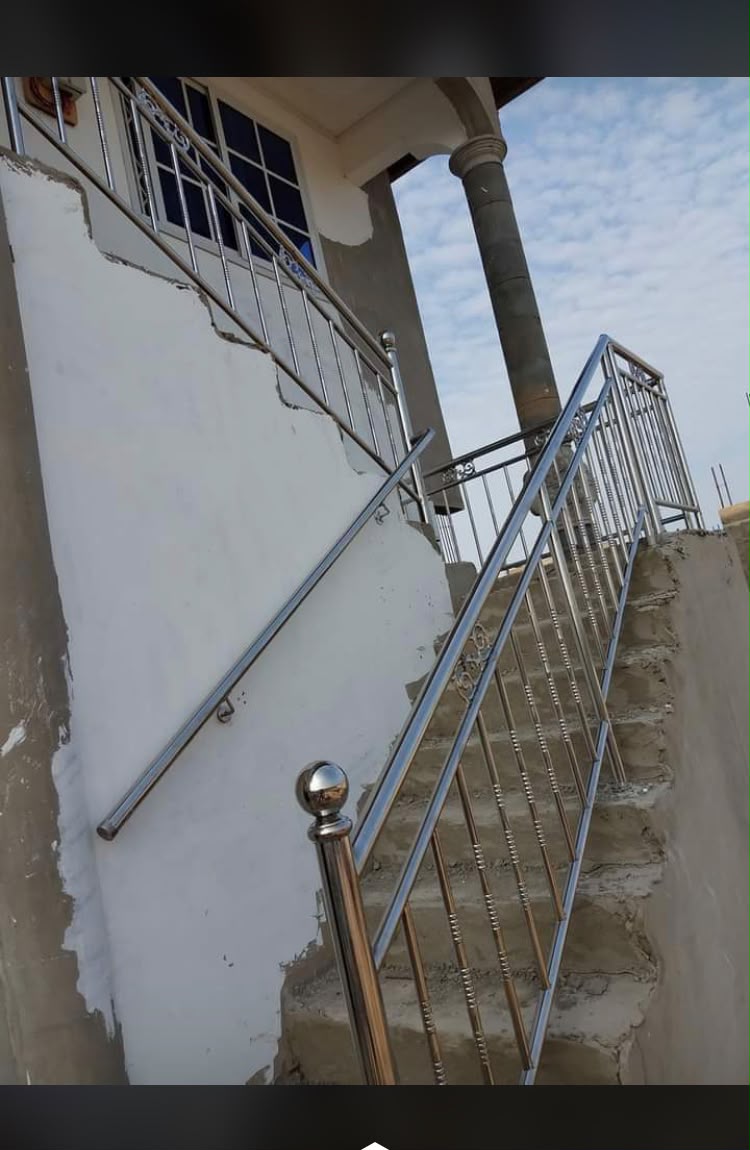 Aluminium Balustrade Design 04