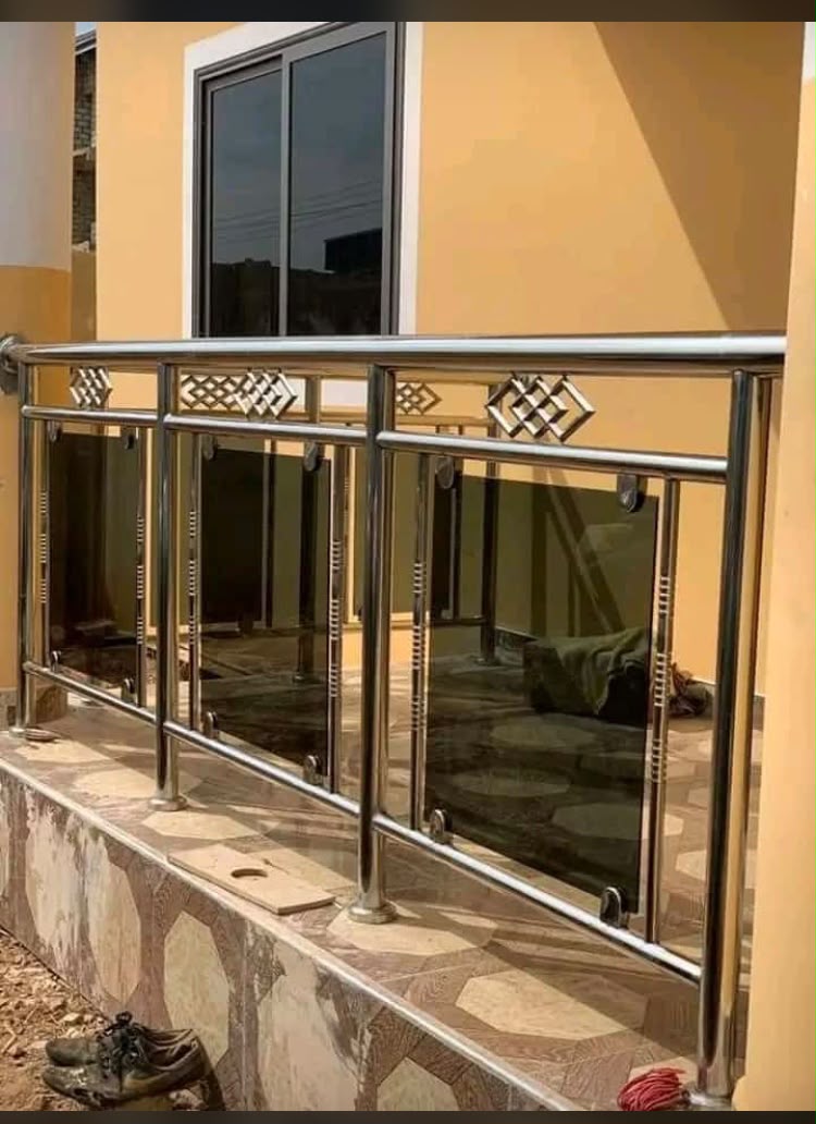 Aluminium Balustrade Design 17