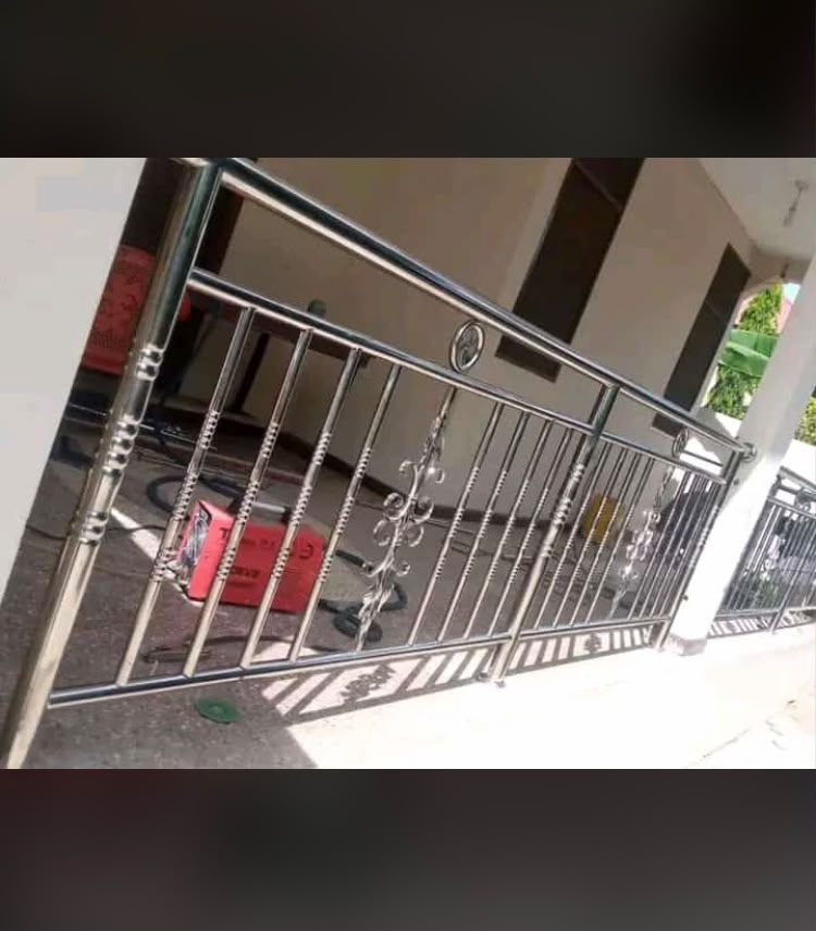Aluminium Balustrade Design 18