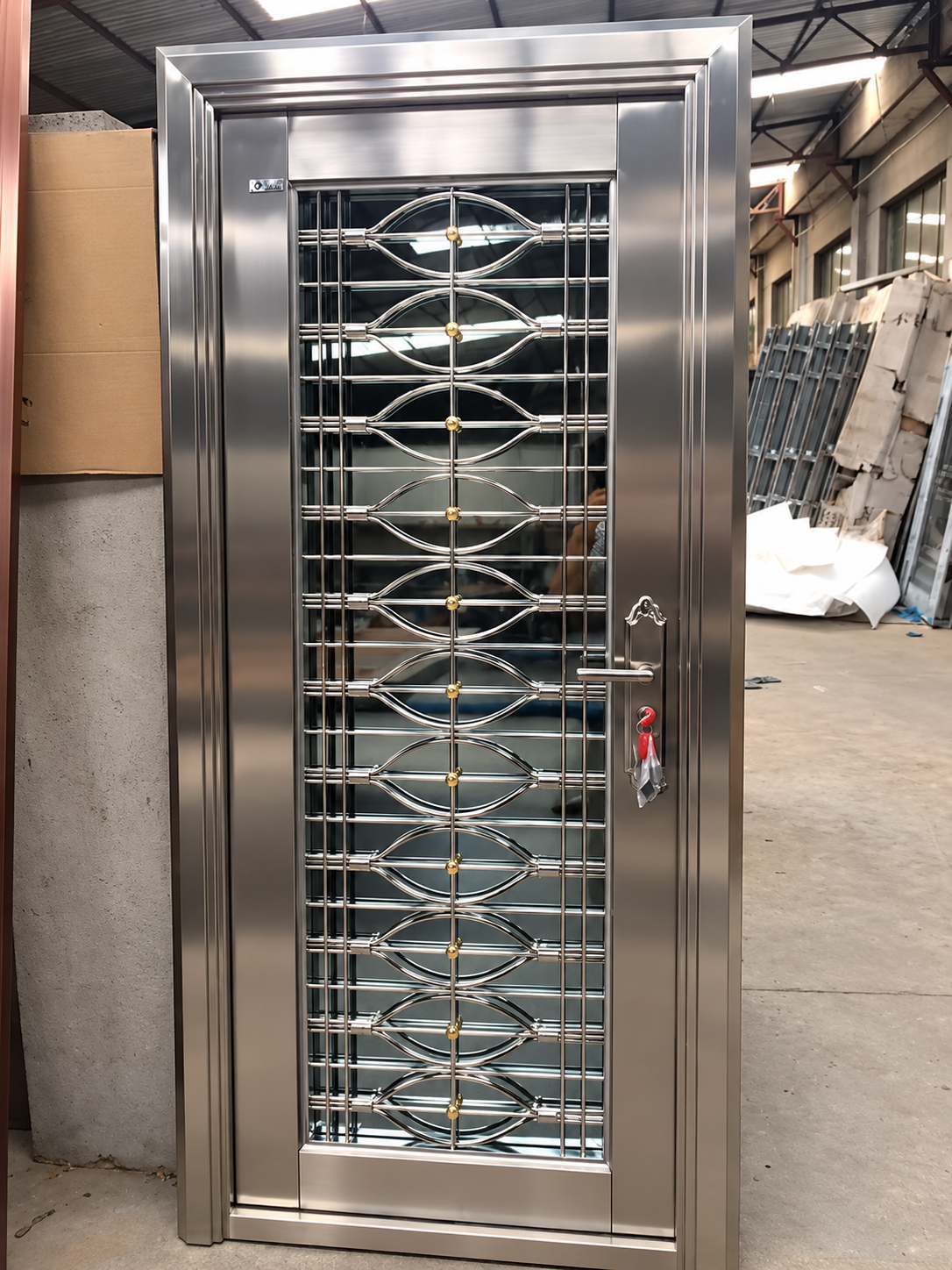 Glass door Silver