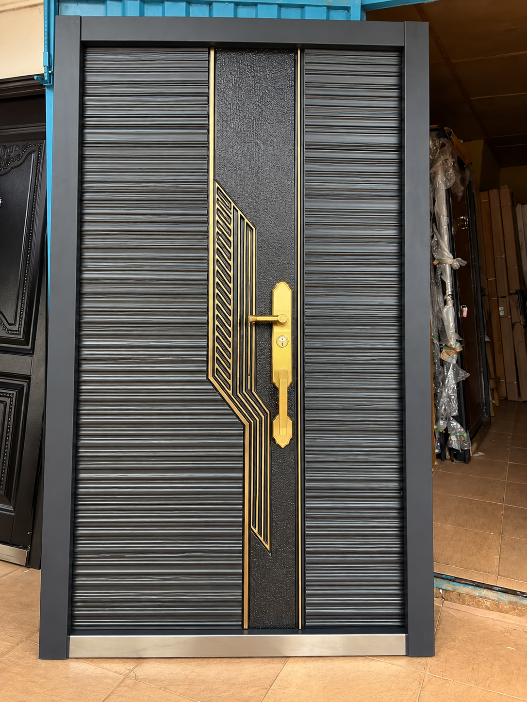 Tank door