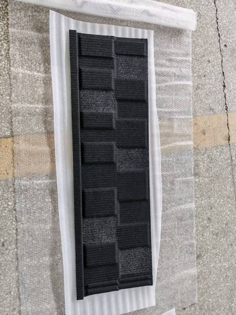 Shingle Roofing Tile — Black